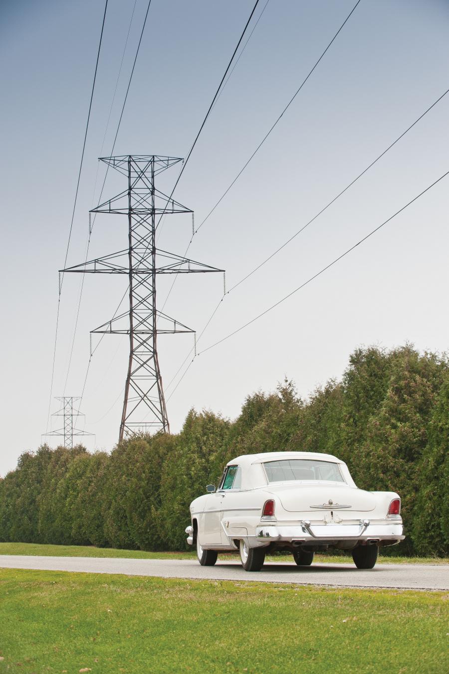  Lincoln Capri Special Custom Convertible (76A) 1955 года  (фото 18 из 39)